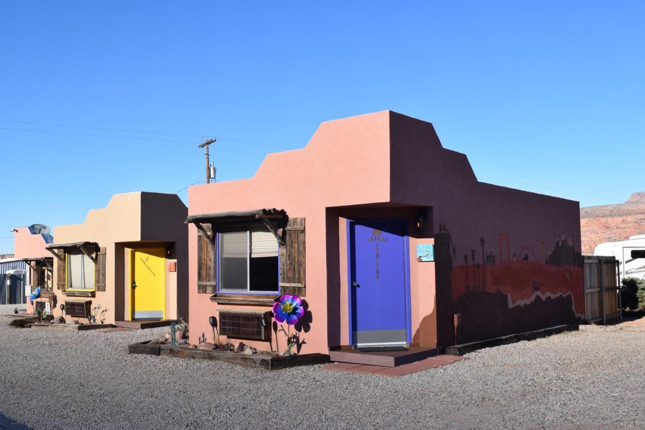 St Dane'S Desert Juniper Cabin Villa Moab Exterior photo